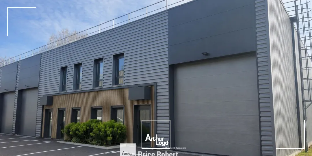 Locaux d'activité & Entrepôts - Location - VENISSIEUX - 69200 - 261-855 - 7675944