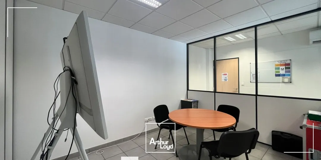 Locaux d'activité & Entrepôts - Location - VENISSIEUX - 69200 - 410-410 - 7676010