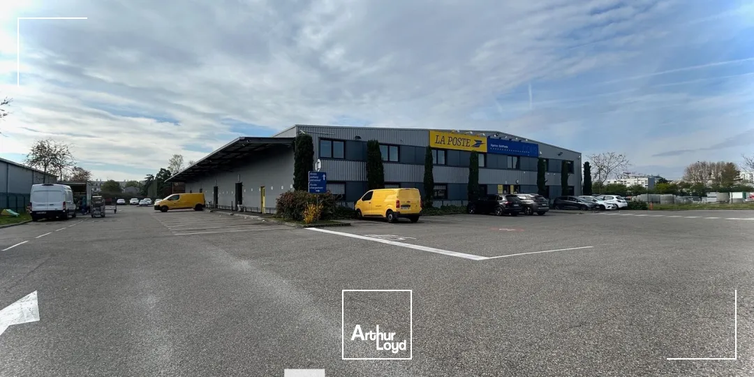 Locaux d'activité & Entrepôts - Location - VAULX EN VELIN - 69120 - 2372-2372 - 7676034