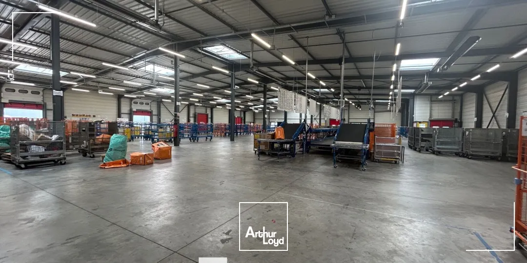 Locaux d'activité & Entrepôts - Location - VAULX EN VELIN - 69120 - 2372-2372 - 7676032