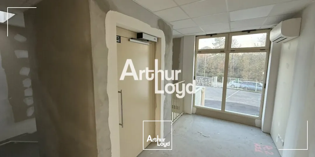 Bureaux - Location - MONTAUROUX - 83440 - 400-400 - 7676070