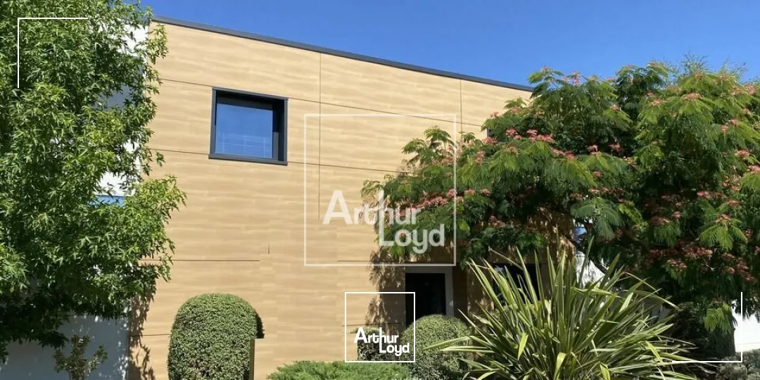 Locaux d'activité & Entrepôts - Location - MOISSY CRAMAYEL - 77550 - 89-89 - 7676158