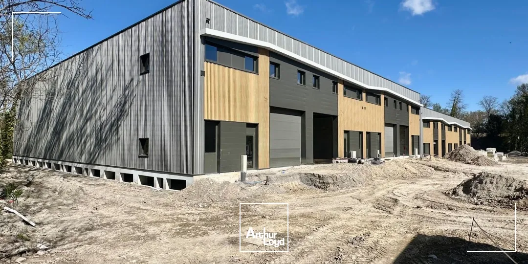 Locaux d'activité & Entrepôts - Vente - BOUC BEL AIR - 13320 - 437.7-1778.81 - 7676284