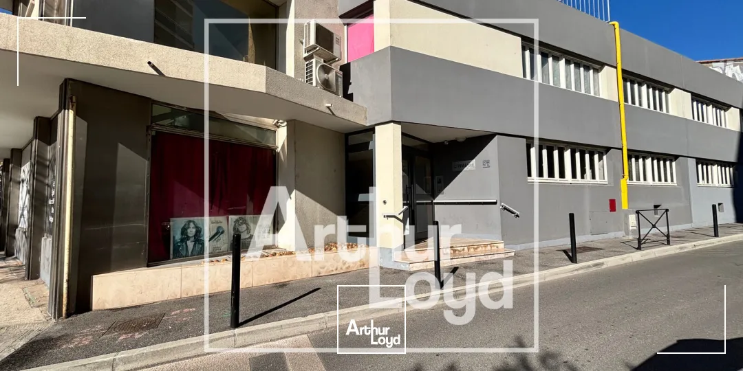 Locaux commerciaux - Vente - NIMES - 30000 - 107-107 - 7676340