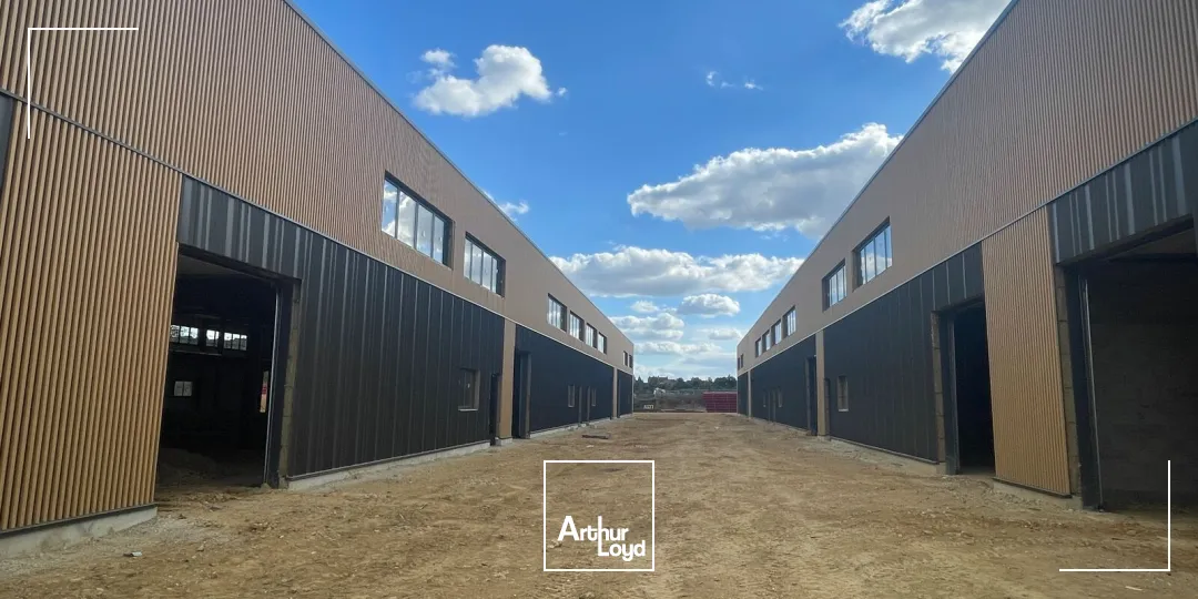 Locaux d'activité & Entrepôts - Location - AMBLAINVILLE - 60110 - 390-780 - 7676370