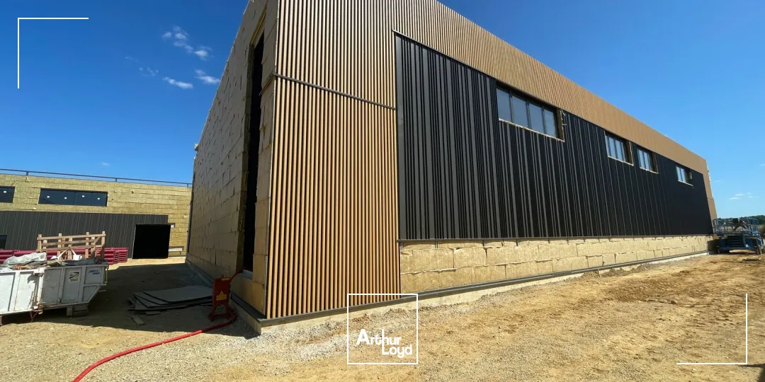 Locaux d'activité & Entrepôts - Location - AMBLAINVILLE - 60110 - 390-9750 - 7676385