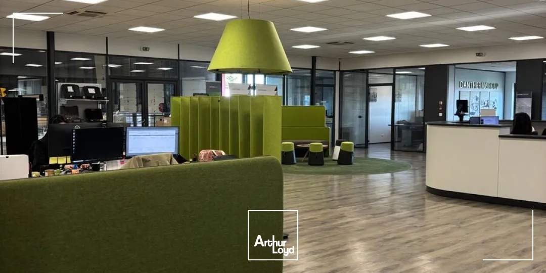 Locaux d'activité & Entrepôts - Vente - VENISSIEUX - 69200 - 8800-8800 - 7677080