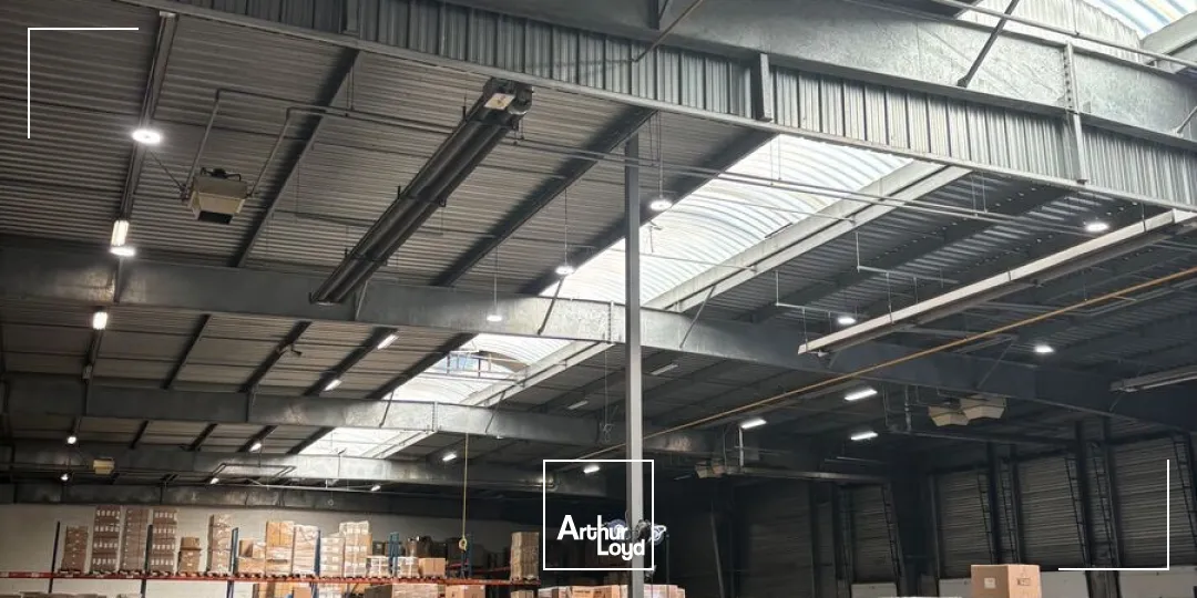 Locaux d'activité & Entrepôts - Vente - VENISSIEUX - 69200 - 8800-8800 - 7677083