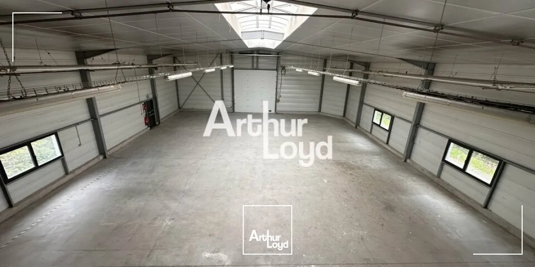 Locaux d'activité & Entrepôts - Vente - LA MÉZIÈRE - 35520 - 540-540 - 7677252