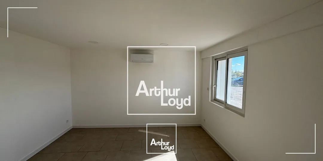 Locaux d'activité & Entrepôts - Location - SAINT HILAIRE DE BRETHMAS - 30560 - 219-219 - 7677368