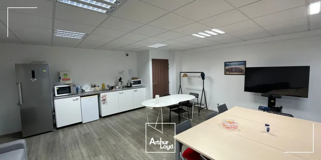 Locaux d'activité & Entrepôts - Location - BOOS - 76520 - 351-351 - 7677426