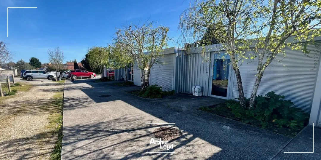 Locaux commerciaux - Location - ANGOULÊME - 16000 - 57-57 - 7677463