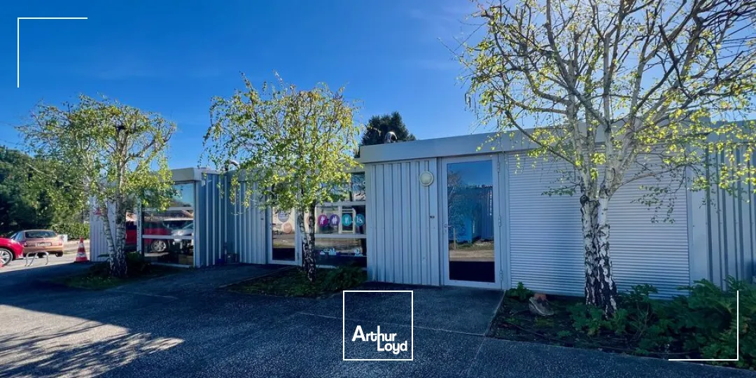 Locaux commerciaux - Location - ANGOULÊME - 16000 - 57-57 - 7677461