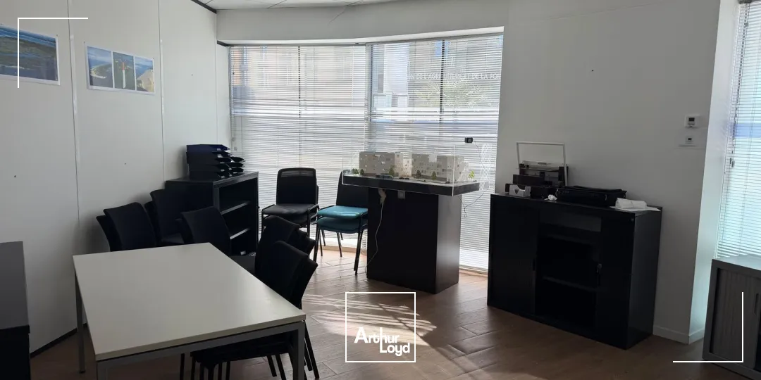 Locaux commerciaux - Location - BORDEAUX - 33000 - 173.1-173.1 - 7677508