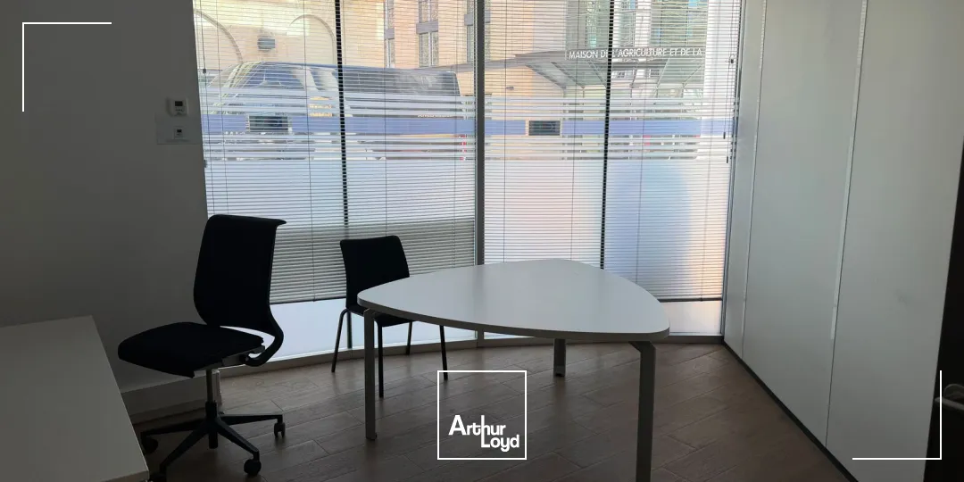 Locaux commerciaux - Location - BORDEAUX - 33000 - 173.1-173.1 - 7677509