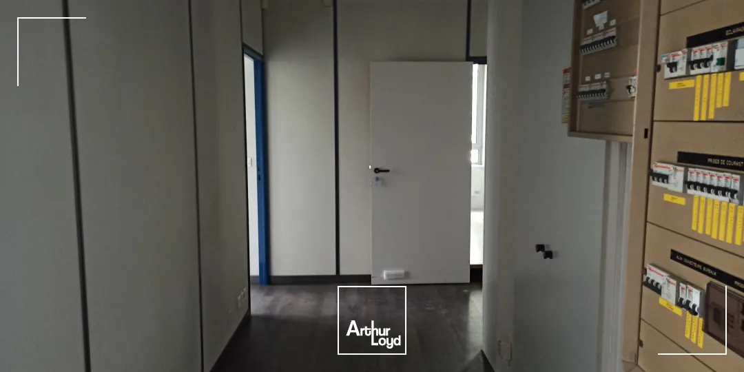 Bureaux - Location - ERAGNY - 95610 - 105-105 - 7677633