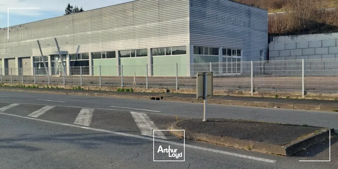 Locaux d'activité & Entrepôts - Vente - BRIVE-LA-GAILLARDE - 19100 - 900-900 - 7678950