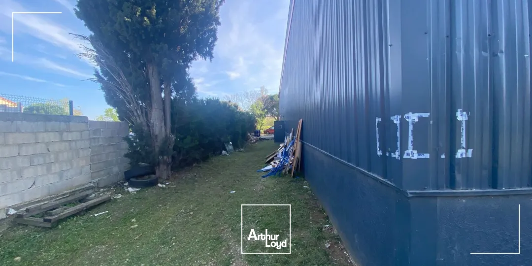 Locaux commerciaux - Location - ISTRES - 13800 - 229-751 - 7679084