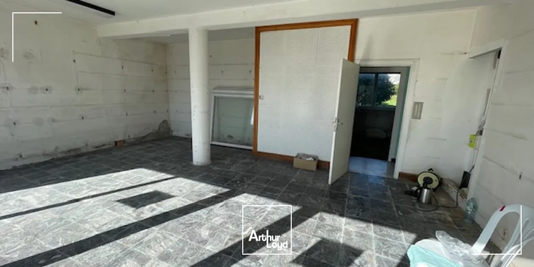 Locaux commerciaux - Location - LE FOLGOET - 29260 - 42-106 - 7679172