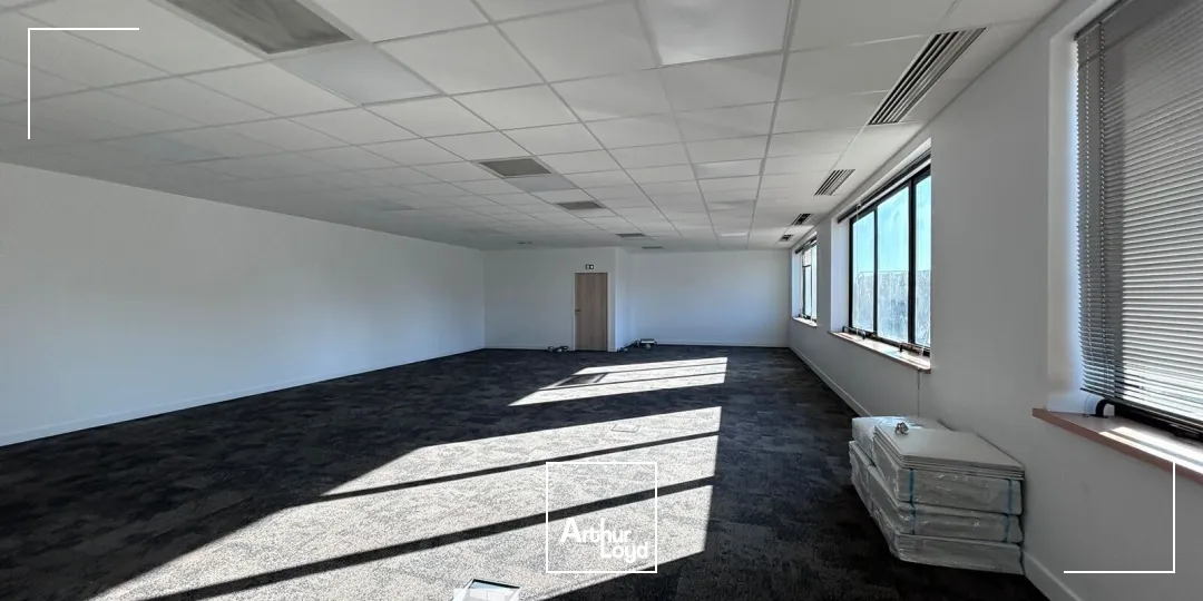 Bureaux - Location - LYON - 69003 - 271.6-271.6 - 7687112