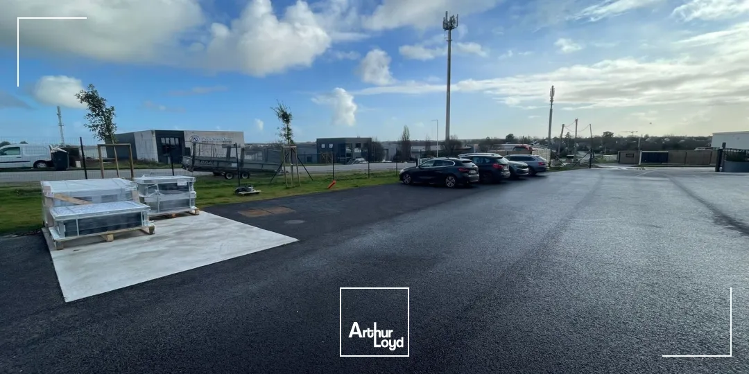 Locaux d'activité & Entrepôts - Vente - THEIX NOYALO - 56450 - 300-300 - 7694849