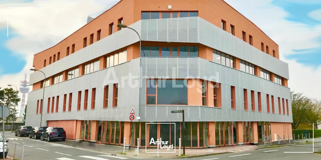 Bureaux - Location - VILLENEUVE D'ASCQ - 59650 - 210.41-527.06 - 7718073