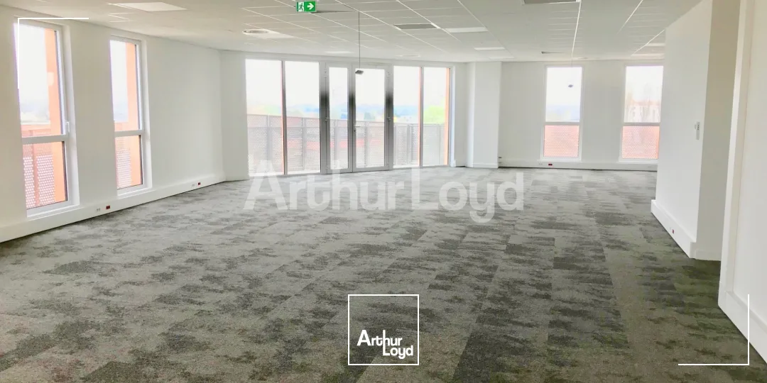 Bureaux - Location - VILLENEUVE D'ASCQ - 59650 - 210.41-527.06 - 7718075
