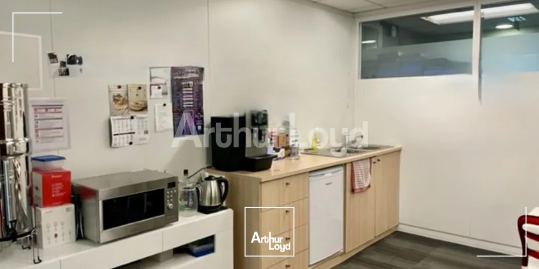 Bureaux - Location - LA MADELEINE - 59110 - 330.05-1242.05 - 7718240