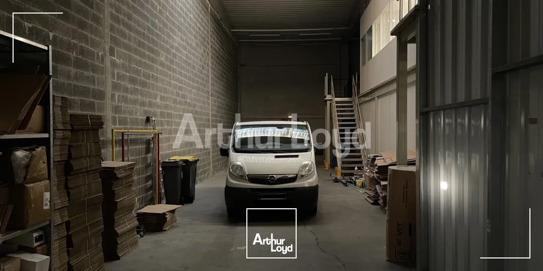 Locaux d'activité & Entrepôts - Location - BONDUES - 59910 - 316-1761 - 7718600