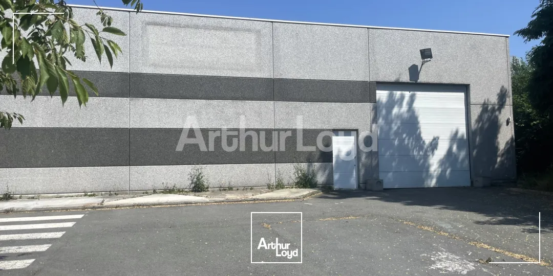 Locaux d'activité & Entrepôts - Location - HALLENNES LEZ HAUBOURDIN - 59320 - 696-696 - 7718687