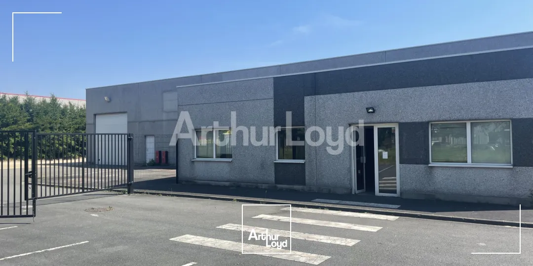 Locaux d'activité & Entrepôts - Location - HALLENNES LEZ HAUBOURDIN - 59320 - 696-696 - 7718689