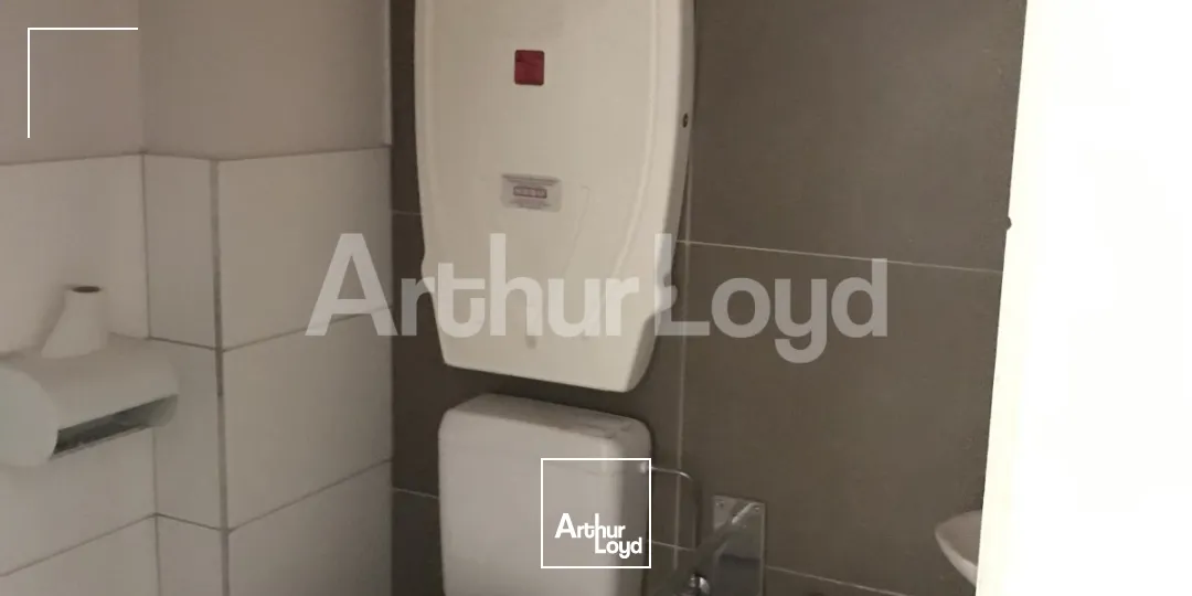 Locaux commerciaux - Location - LILLE - 59000 - 140-140 - 7719234