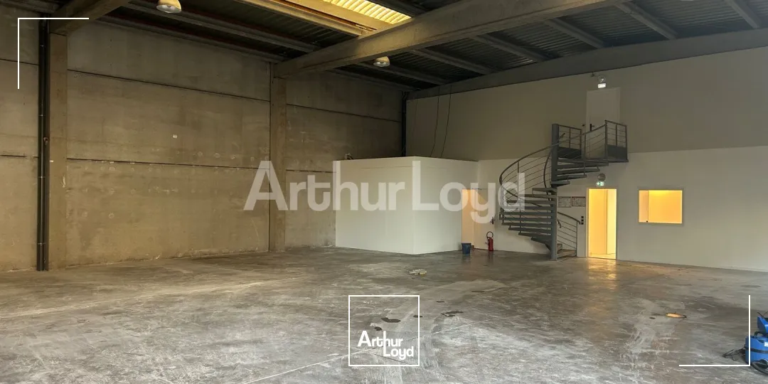 Locaux d'activité & Entrepôts - Location - MONS EN BAROEUL - 59370 - 467-467 - 7719566