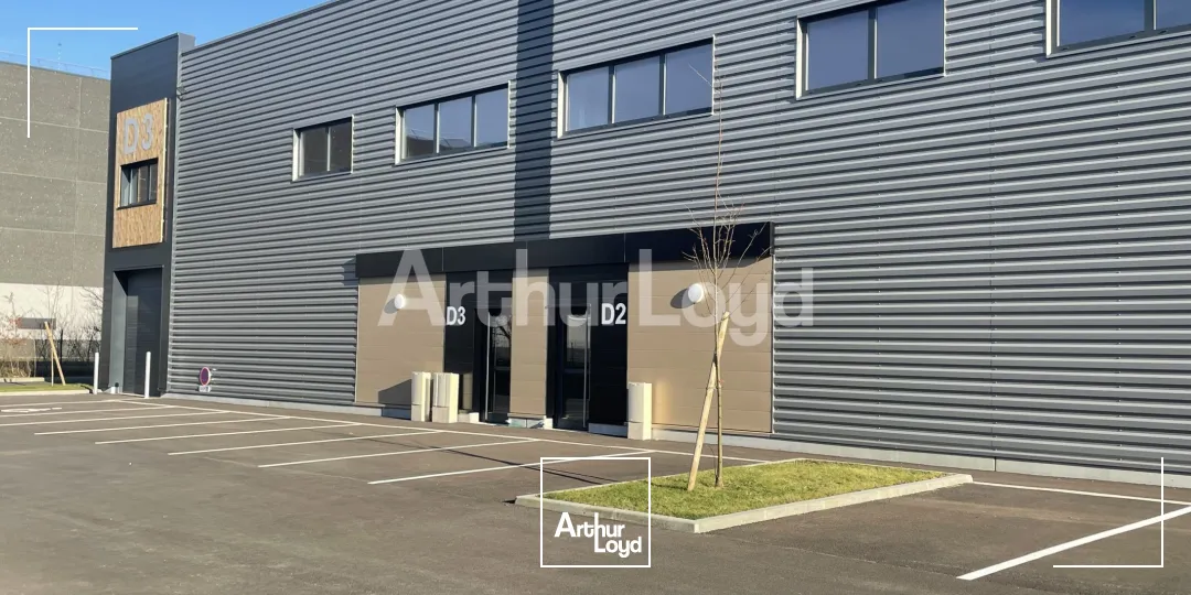 Locaux d'activité & Entrepôts - Location - SAINGHIN EN MELANTOIS - 59262 - 226-7873 - 7719630