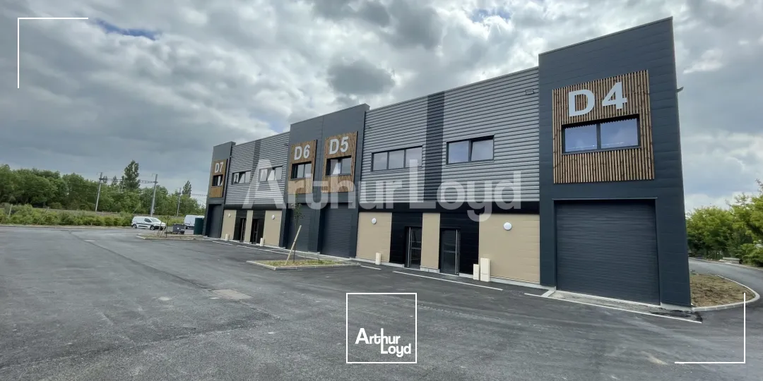 Locaux d'activité & Entrepôts - Location - SAINGHIN EN MELANTOIS - 59262 - 226-7873 - 7719635