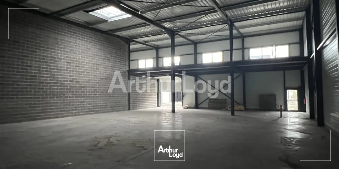 Locaux d'activité & Entrepôts - Location - SAINGHIN EN MELANTOIS - 59262 - 226-7873 - 7719633