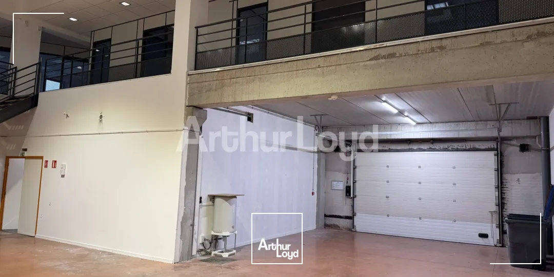 Locaux d'activité & Entrepôts - Location - VILLENEUVE D'ASCQ - 59650 - 490-1480 - 7719685