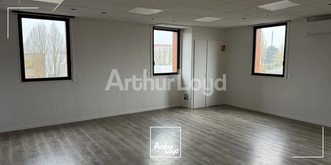 Locaux d'activité & Entrepôts - Location - VILLENEUVE D'ASCQ - 59650 - 490-1480 - 7719688