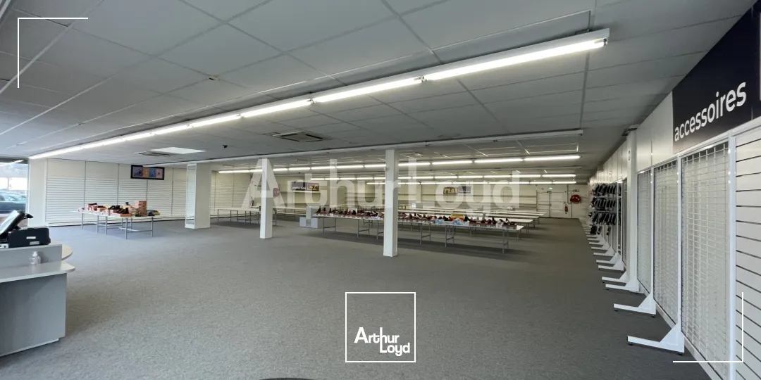 Locaux commerciaux - Location - BOIS GRENIER - 59280 - 705-705 - 7719772