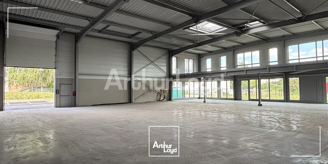 Locaux d'activité & Entrepôts - Location - AVELIN - 59710 - 268-1292 - 7720417