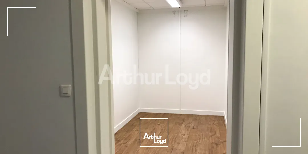 Locaux commerciaux - Location - HALLUIN - 59250 - 81-81 - 7720700