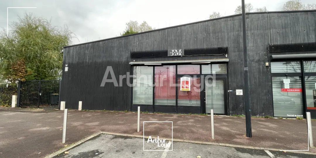 Locaux commerciaux - Location - HAUTMONT - 59330 - 486-486 - 7720736