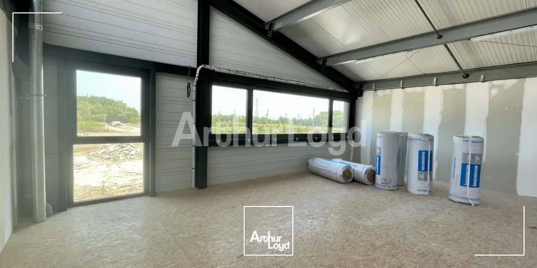 Locaux d'activité & Entrepôts - Location - GRANDE SYNTHE - 59760 - 115-4571 - 7720896