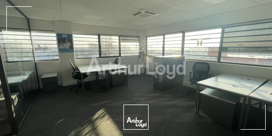 Bureaux - Location - VENDEVILLE - 59175 - 126-126 - 7721025