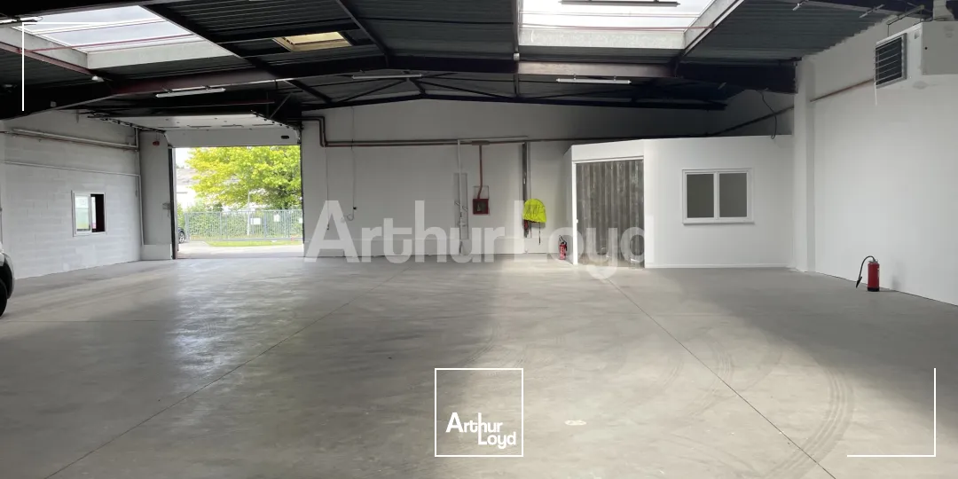 Locaux d'activité & Entrepôts - Vente - GUESNAIN - 59287 - 2000-2000 - 7721058