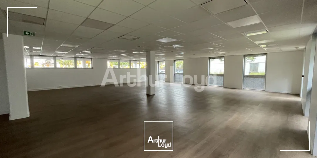 Bureaux - Location - MARCQ EN BAROEUL - 59700 - 66.11-2185.59 - 7721169