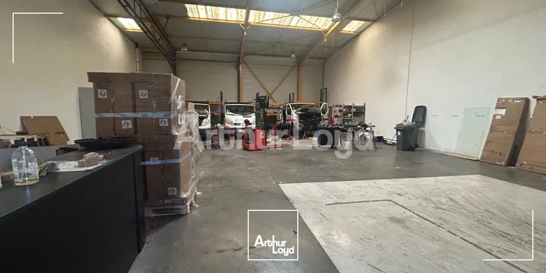 Locaux d'activité & Entrepôts - Location - WASQUEHAL - 59290 - 377-377 - 7721700