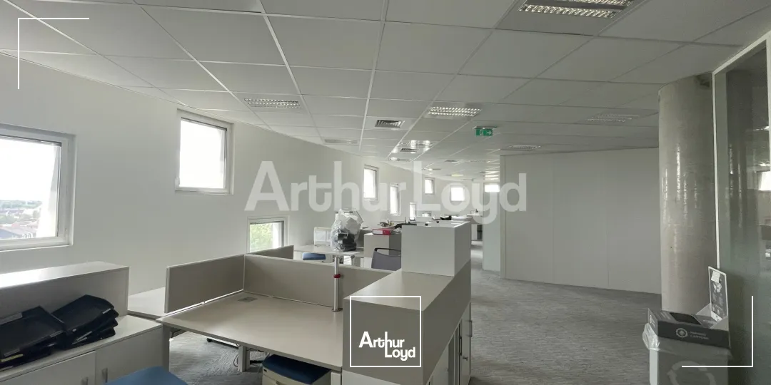 Bureaux - Location - LA MADELEINE - 59110 - 383-4826 - 7722021