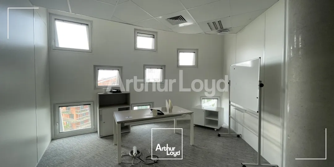 Bureaux - Location - LA MADELEINE - 59110 - 383-4826 - 7722024