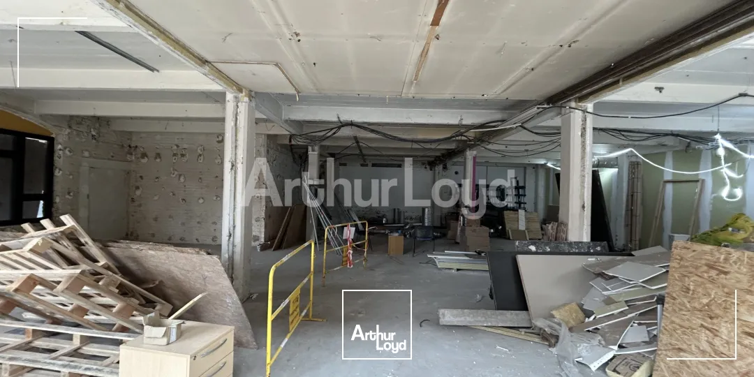 Locaux commerciaux - Location - SAINT ANDRE LEZ LILLE - 59350 - 197-473 - 7722222